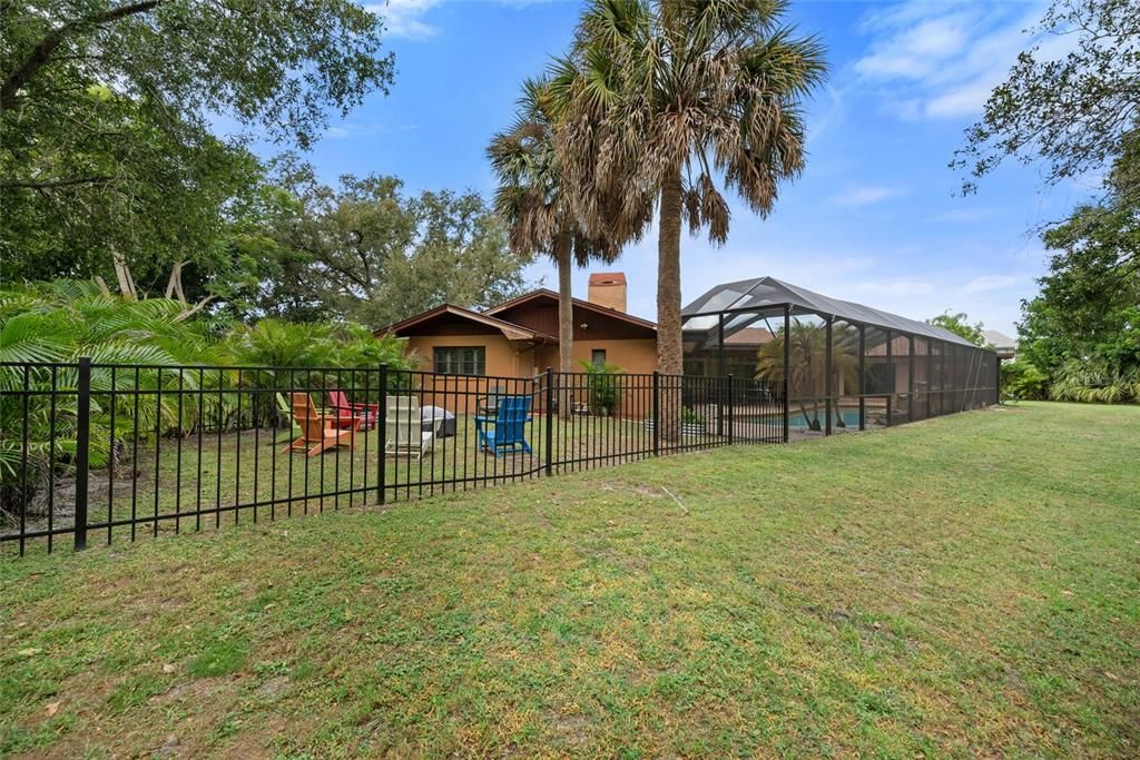 For Sale: $949,000 (4 beds, 3 baths, 3312 Square Feet)