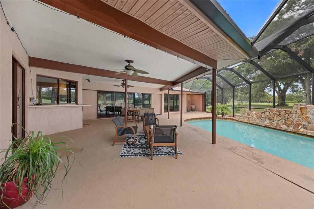 For Sale: $949,000 (4 beds, 3 baths, 3312 Square Feet)