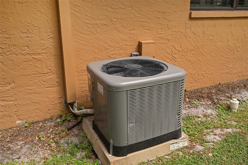 For Sale: $949,000 (4 beds, 3 baths, 3312 Square Feet)