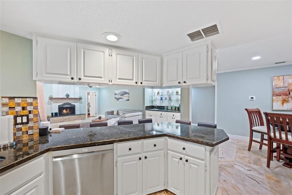 For Sale: $949,000 (4 beds, 3 baths, 3312 Square Feet)