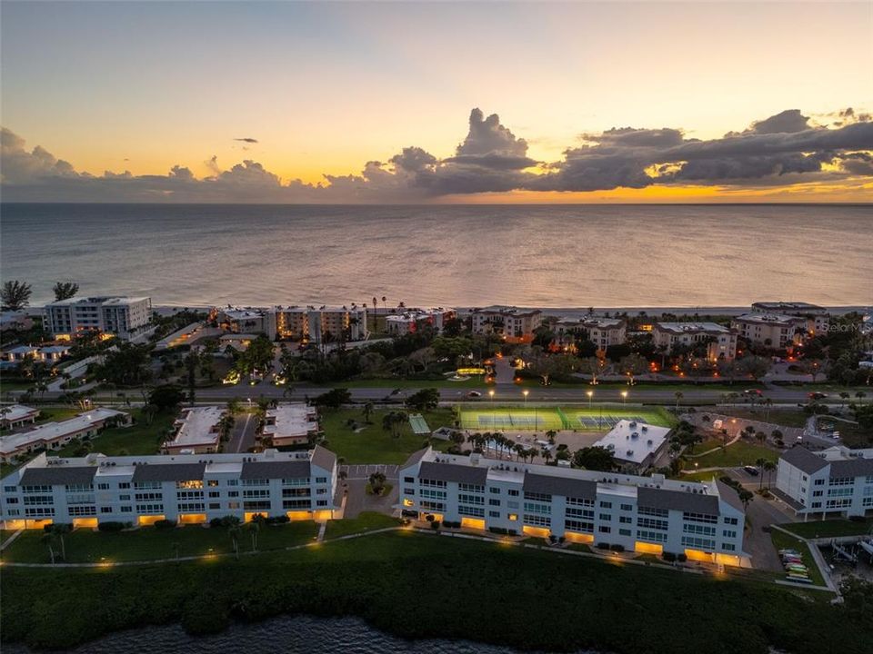 En Venta: $675,000 (2 camas, 2 baños, 1312 Pies cuadrados)