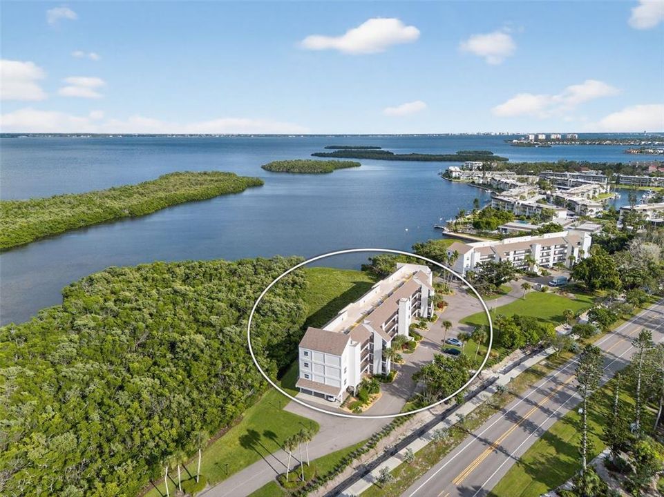 En Venta: $675,000 (2 camas, 2 baños, 1312 Pies cuadrados)