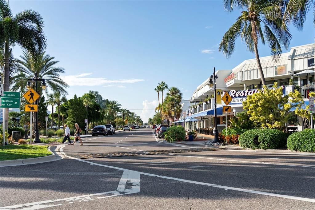 En Venta: $675,000 (2 camas, 2 baños, 1312 Pies cuadrados)