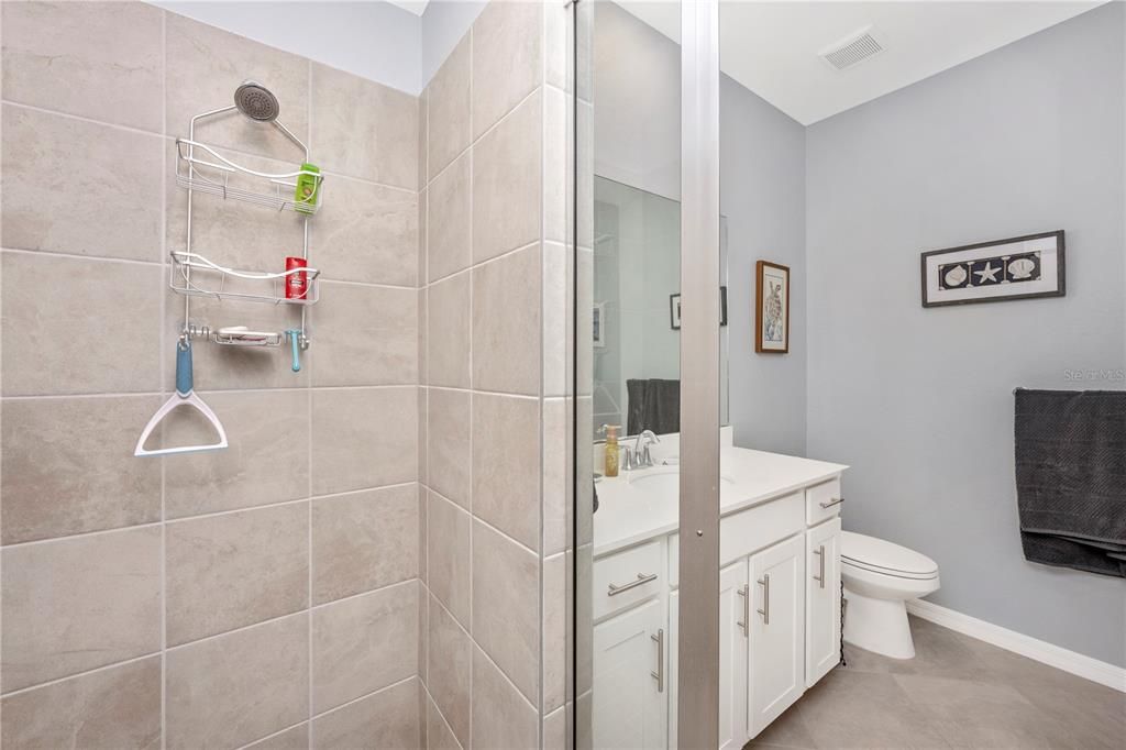 В аренду: $5,500 (2 спален, 2 ванн, 1154 Квадратных фут)