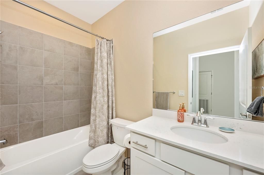 В аренду: $5,500 (2 спален, 2 ванн, 1154 Квадратных фут)