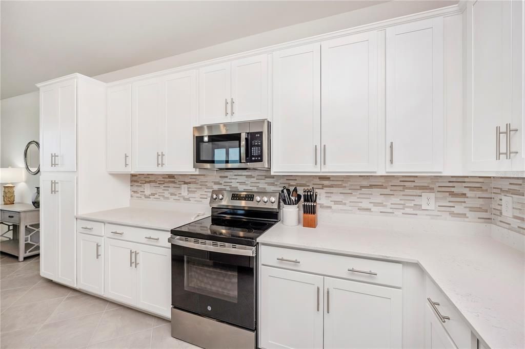 В аренду: $5,500 (2 спален, 2 ванн, 1154 Квадратных фут)