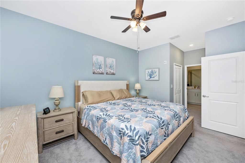 В аренду: $5,500 (2 спален, 2 ванн, 1154 Квадратных фут)