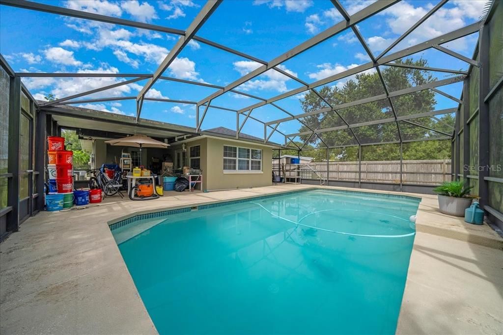 待售: $265,000 (2 贝兹, 1 浴室, 1200 平方英尺)