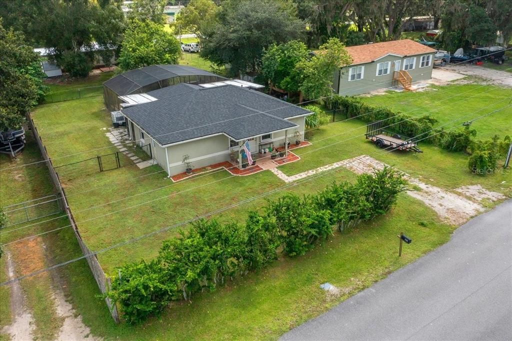 待售: $265,000 (2 贝兹, 1 浴室, 1200 平方英尺)