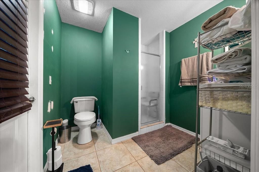 待售: $265,000 (2 贝兹, 1 浴室, 1200 平方英尺)