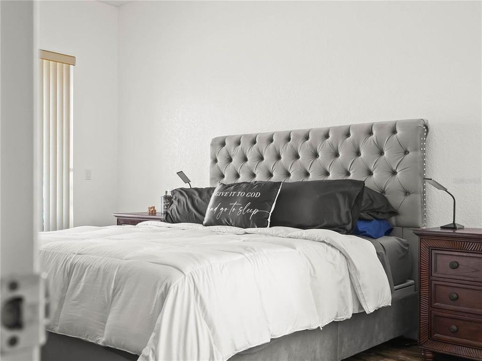 En Venta: $470,000 (4 camas, 3 baños, 2438 Pies cuadrados)