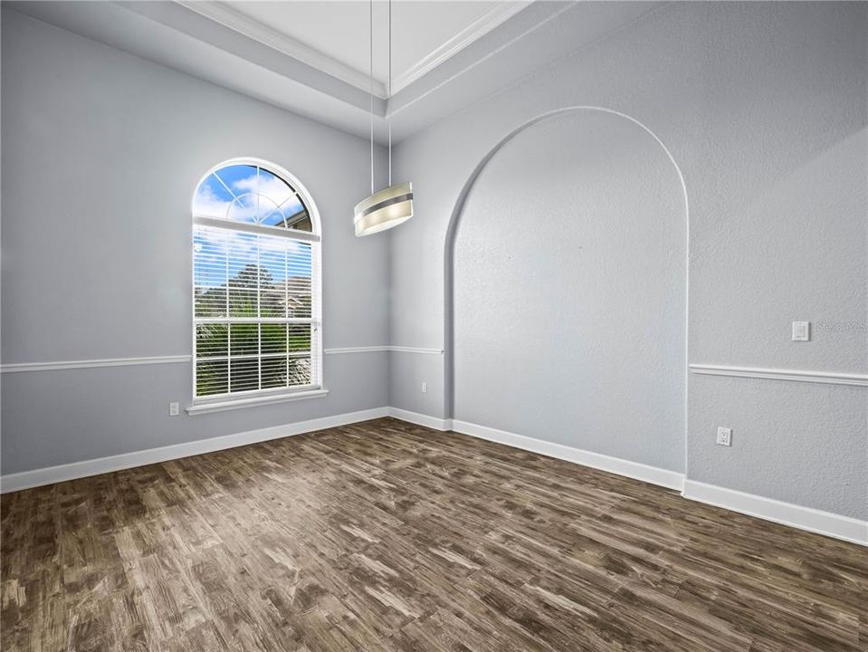 En Venta: $470,000 (4 camas, 3 baños, 2438 Pies cuadrados)