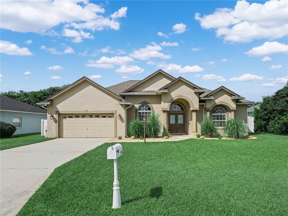 En Venta: $470,000 (4 camas, 3 baños, 2438 Pies cuadrados)