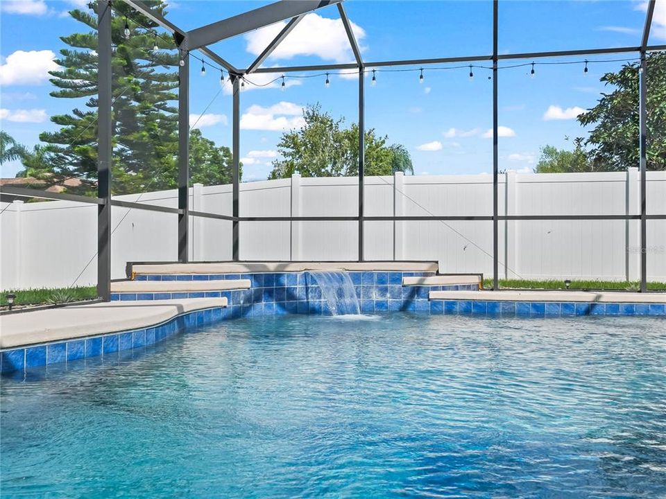 En Venta: $470,000 (4 camas, 3 baños, 2438 Pies cuadrados)