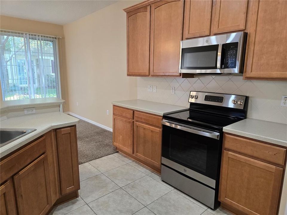 En Renta: $2,100 (3 camas, 2 baños, 1864 Pies cuadrados)