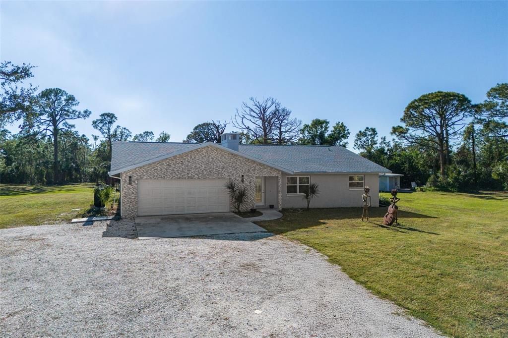 En Venta: $1,300,000 (4 camas, 3 baños, 2474 Pies cuadrados)