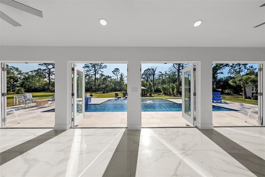 En Venta: $1,300,000 (4 camas, 3 baños, 2474 Pies cuadrados)