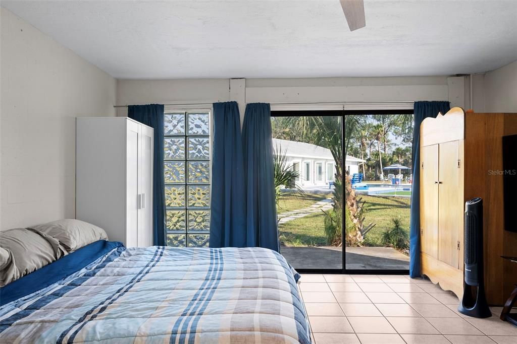 En Venta: $1,300,000 (4 camas, 3 baños, 2474 Pies cuadrados)