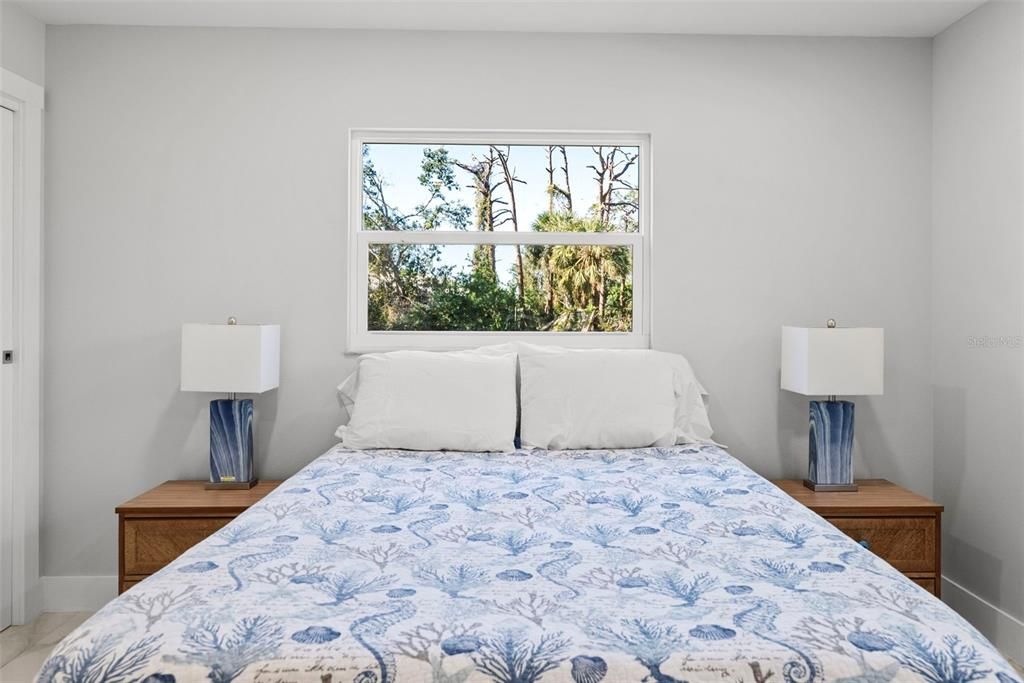 En Venta: $1,300,000 (4 camas, 3 baños, 2474 Pies cuadrados)