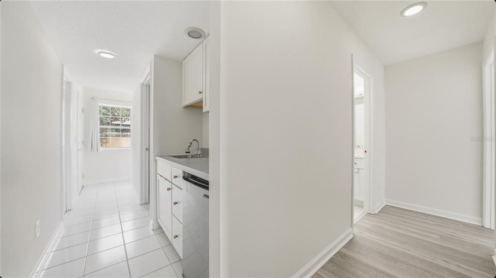 待售: $825,000 (3 贝兹, 2 浴室, 2220 平方英尺)