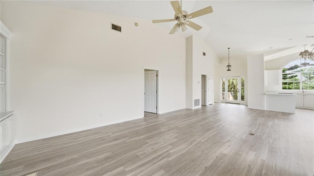 待售: $825,000 (3 贝兹, 2 浴室, 2220 平方英尺)