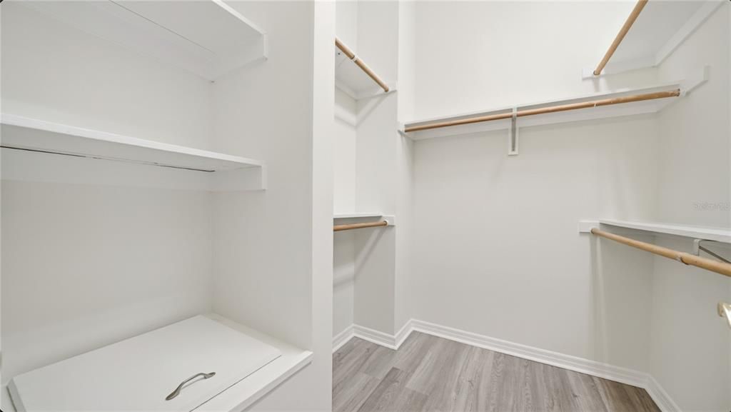 待售: $825,000 (3 贝兹, 2 浴室, 2220 平方英尺)