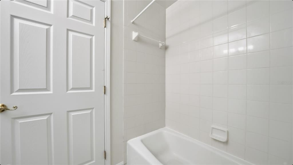 待售: $825,000 (3 贝兹, 2 浴室, 2220 平方英尺)