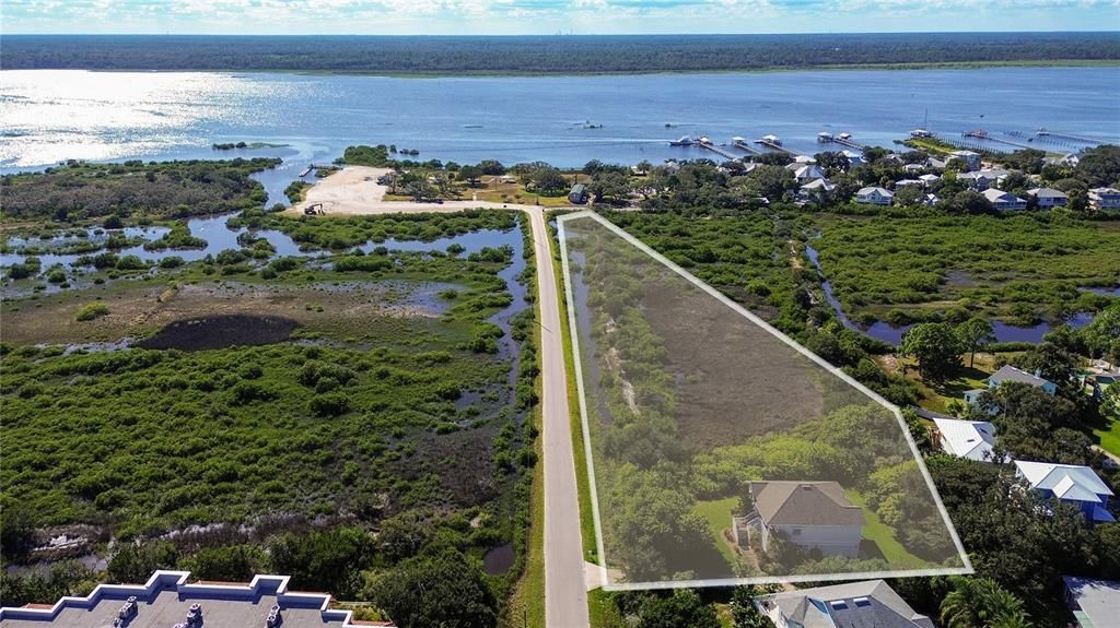 待售: $825,000 (3 贝兹, 2 浴室, 2220 平方英尺)