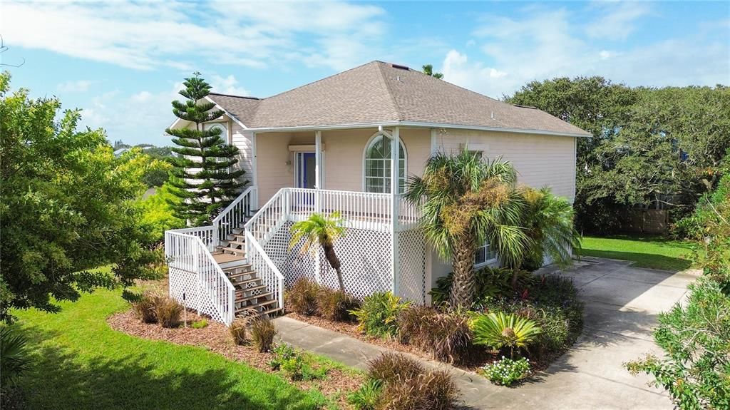 待售: $825,000 (3 贝兹, 2 浴室, 2220 平方英尺)