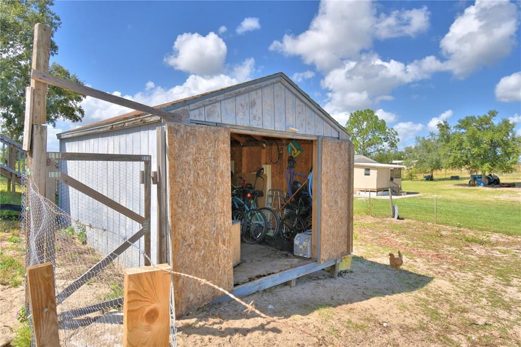 На продажу: $380,000 (4 спален, 2 ванн, 2432 Квадратных фут)