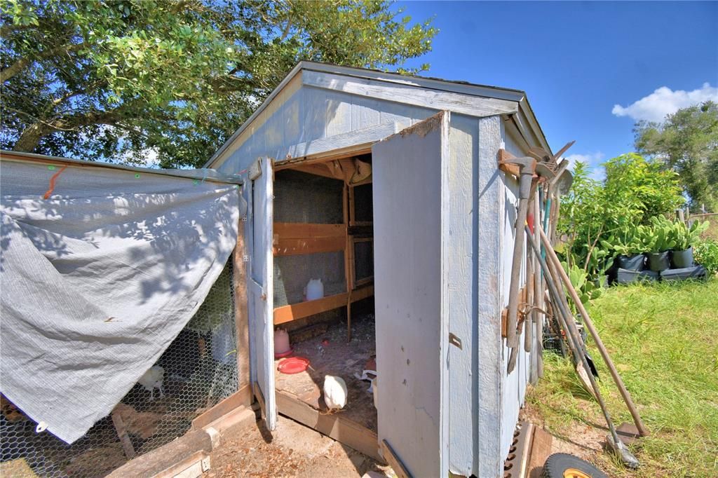 На продажу: $380,000 (4 спален, 2 ванн, 2432 Квадратных фут)