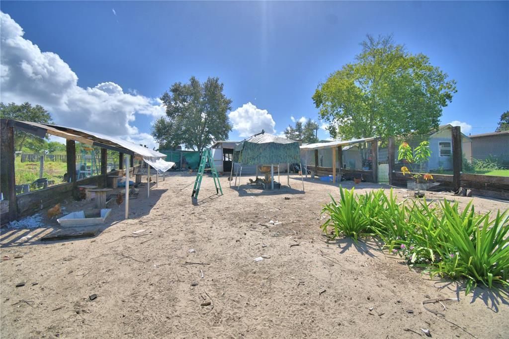 На продажу: $380,000 (4 спален, 2 ванн, 2432 Квадратных фут)