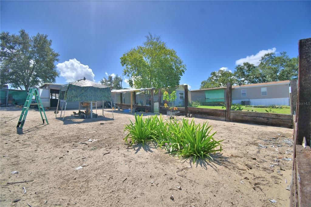 На продажу: $380,000 (4 спален, 2 ванн, 2432 Квадратных фут)