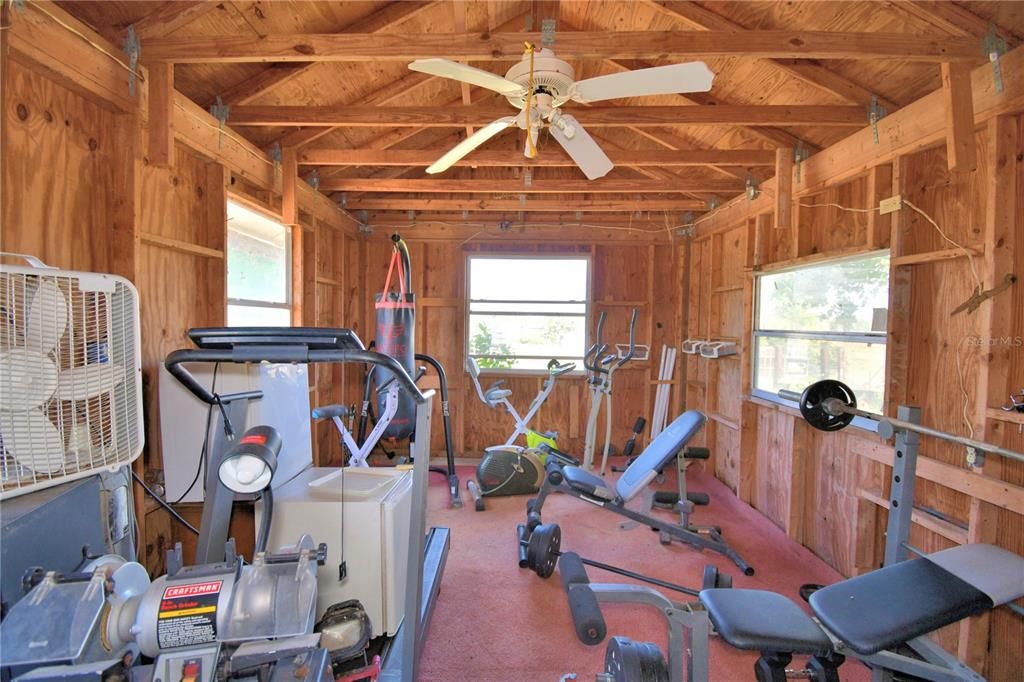 На продажу: $380,000 (4 спален, 2 ванн, 2432 Квадратных фут)