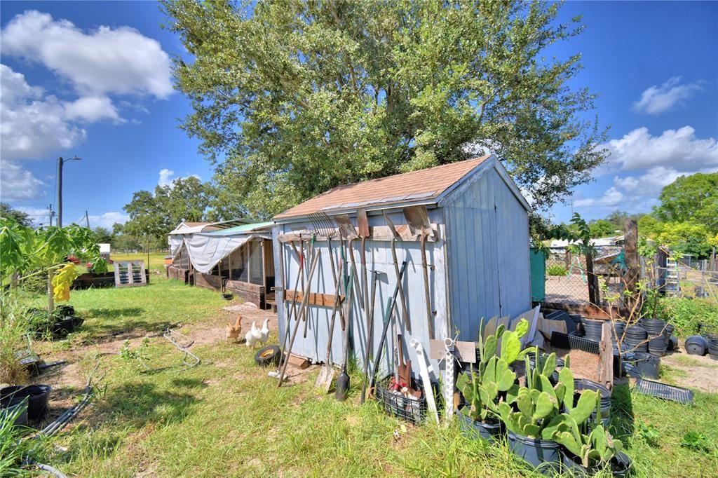 На продажу: $380,000 (4 спален, 2 ванн, 2432 Квадратных фут)