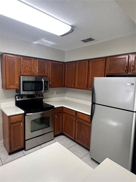 For Rent: $1,575 (3 beds, 2 baths, 1230 Square Feet)