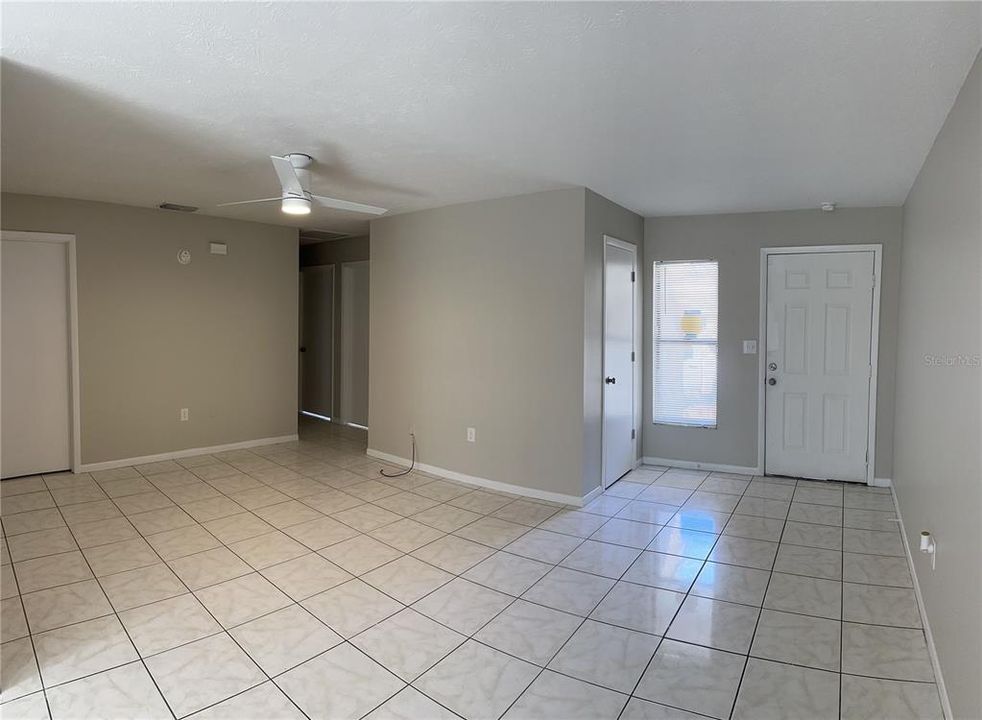 For Rent: $1,575 (3 beds, 2 baths, 1230 Square Feet)