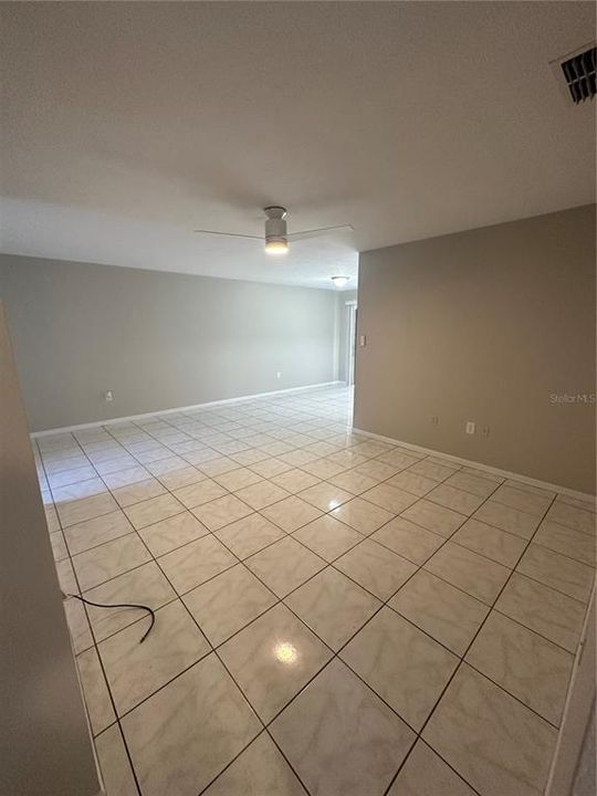 For Rent: $1,575 (3 beds, 2 baths, 1230 Square Feet)