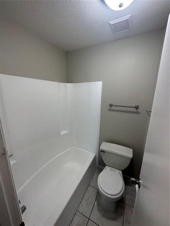 For Rent: $1,575 (3 beds, 2 baths, 1230 Square Feet)