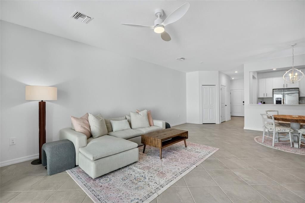 待售: $229,900 (3 贝兹, 2 浴室, 1879 平方英尺)