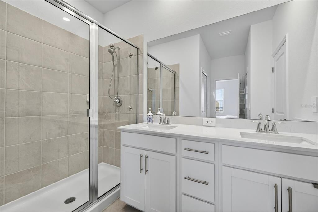 待售: $229,900 (3 贝兹, 2 浴室, 1879 平方英尺)