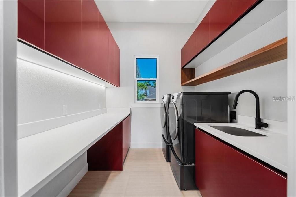 For Sale: $1,899,000 (4 beds, 3 baths, 2606 Square Feet)