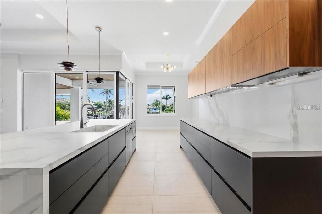 For Sale: $1,899,000 (4 beds, 3 baths, 2606 Square Feet)