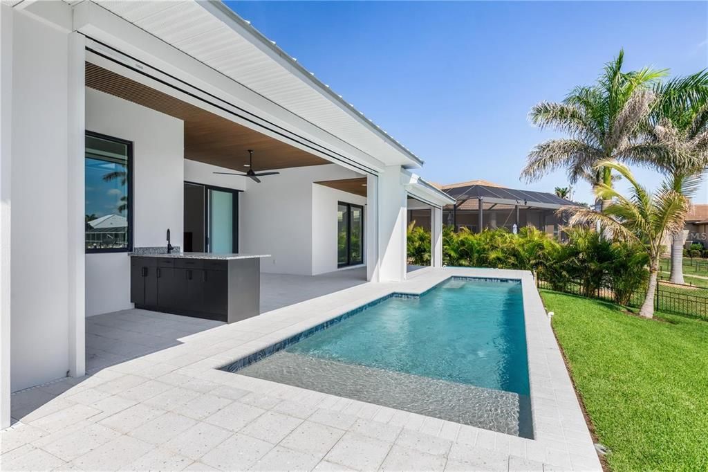 For Sale: $1,899,000 (4 beds, 3 baths, 2606 Square Feet)