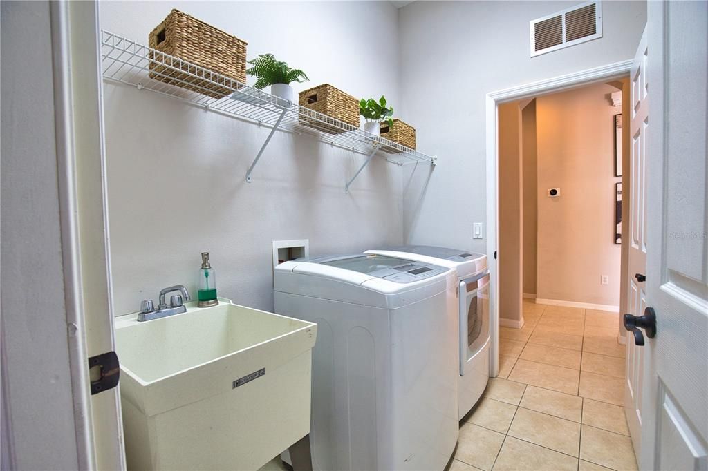 待售: $980,000 (4 贝兹, 3 浴室, 3473 平方英尺)