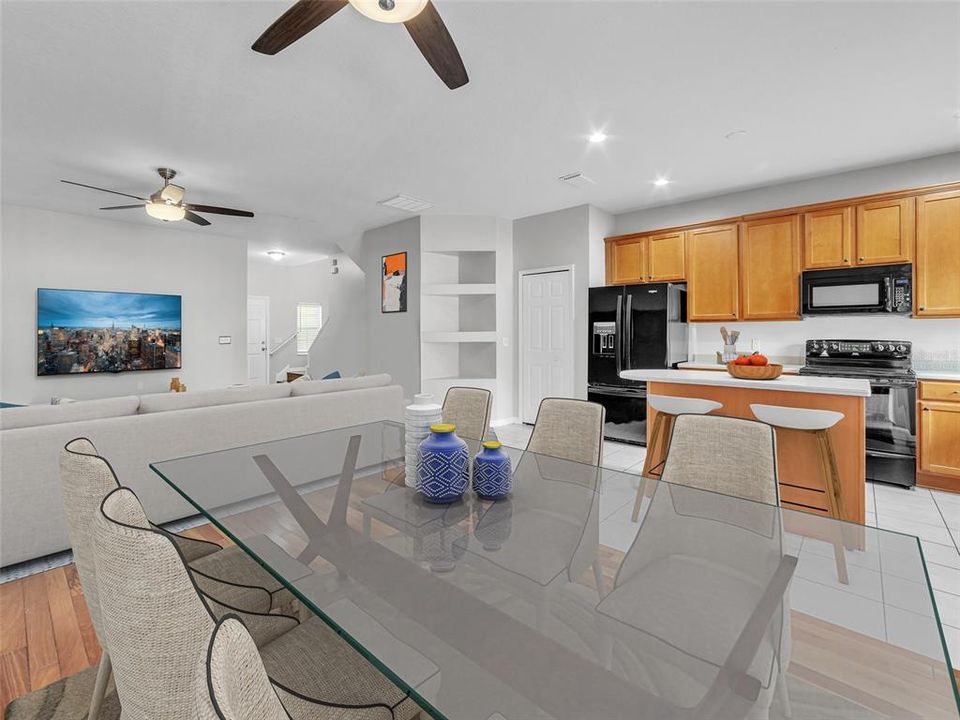 Activo con contrato: $199,900 (2 camas, 2 baños, 1539 Pies cuadrados)