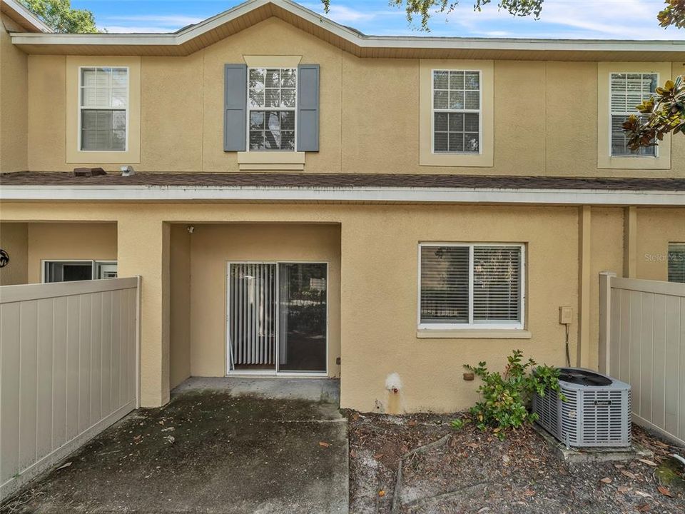 Activo con contrato: $199,900 (2 camas, 2 baños, 1539 Pies cuadrados)