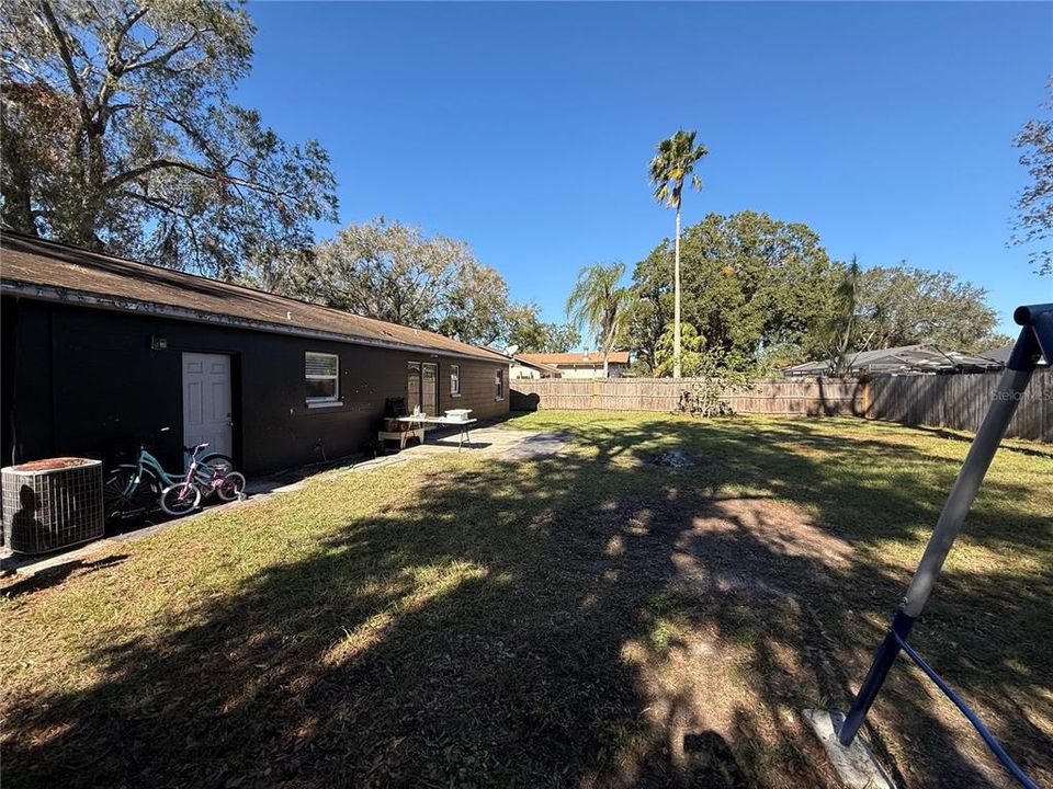 For Sale: $202,500 (3 beds, 2 baths, 1144 Square Feet)