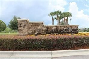 合同活跃: $3,000 (3 贝兹, 2 浴室, 2426 平方英尺)