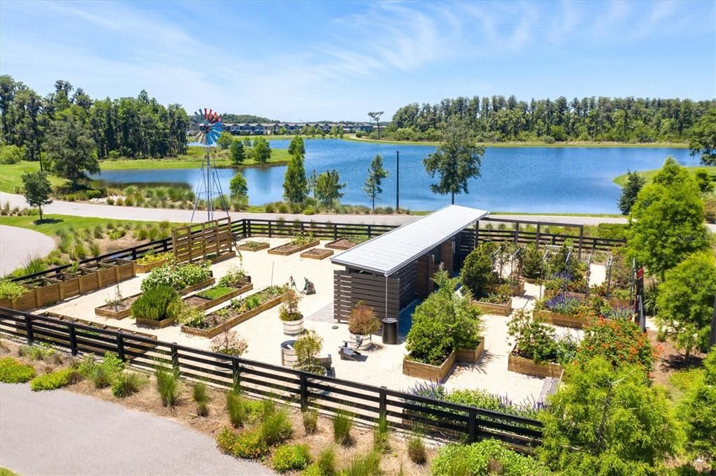 Activo con contrato: $1,229,900 (4 camas, 4 baños, 3138 Pies cuadrados)